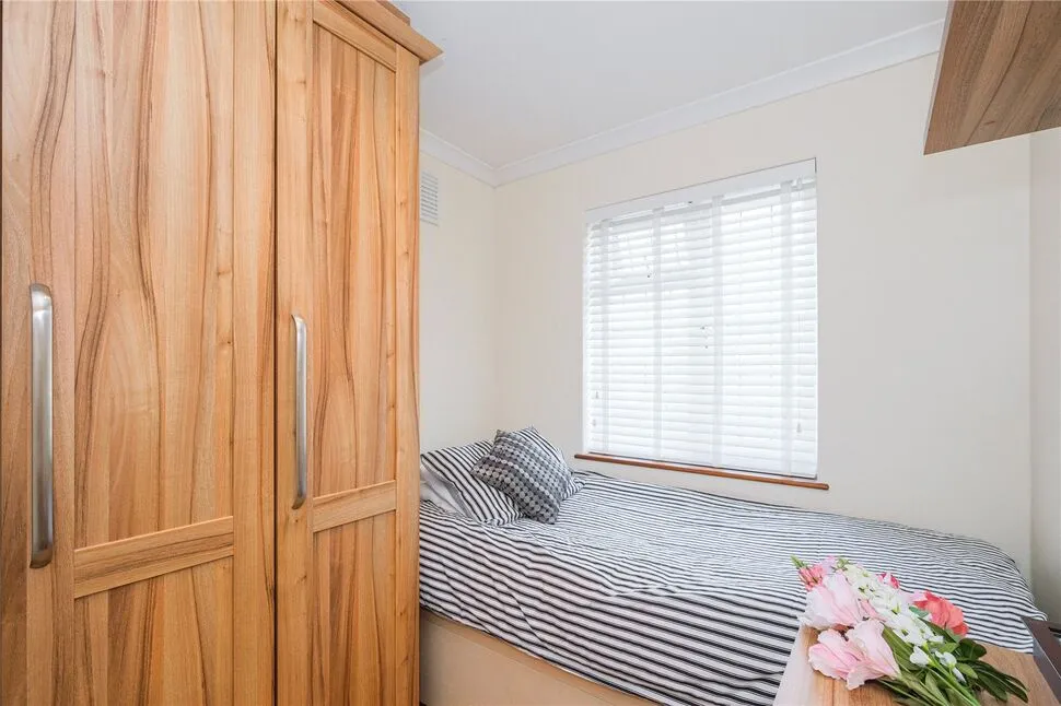 MacDonald Avenue, Dagenham, RM10, photo 6