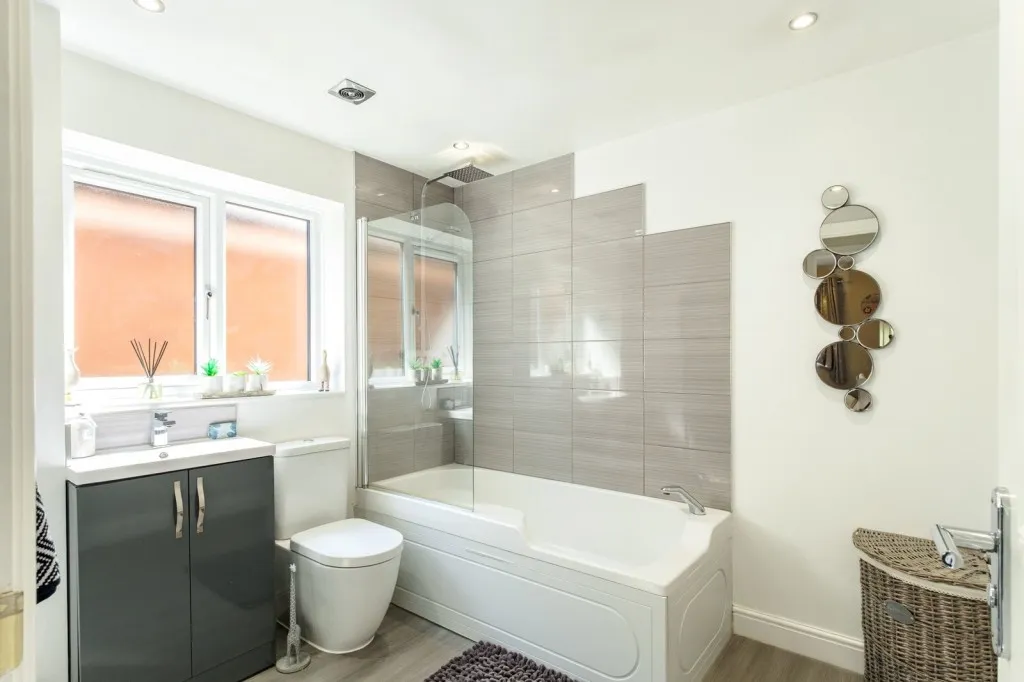 Nixon Walk, East Leake, LE12, photo 16