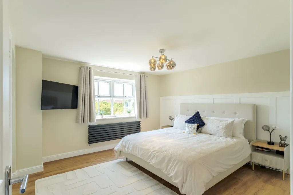 Nixon Walk, East Leake, LE12, photo 9