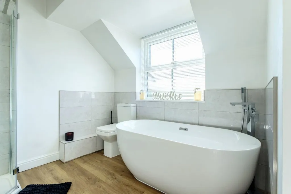 Nixon Walk, East Leake, LE12, photo 11
