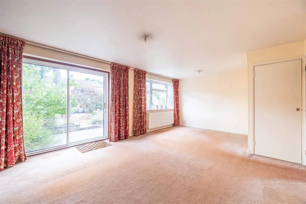 Dean Close, Windsor, SL4, photo 4