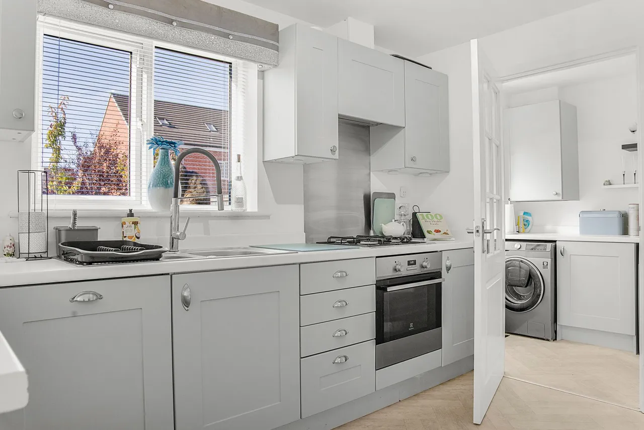 Swallow Crescent, Maghull, L31, photo 12