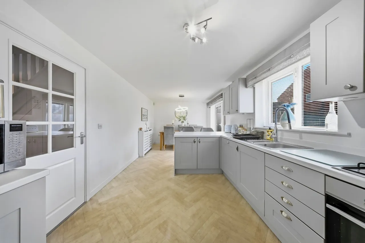 Swallow Crescent, Maghull, L31, photo 9