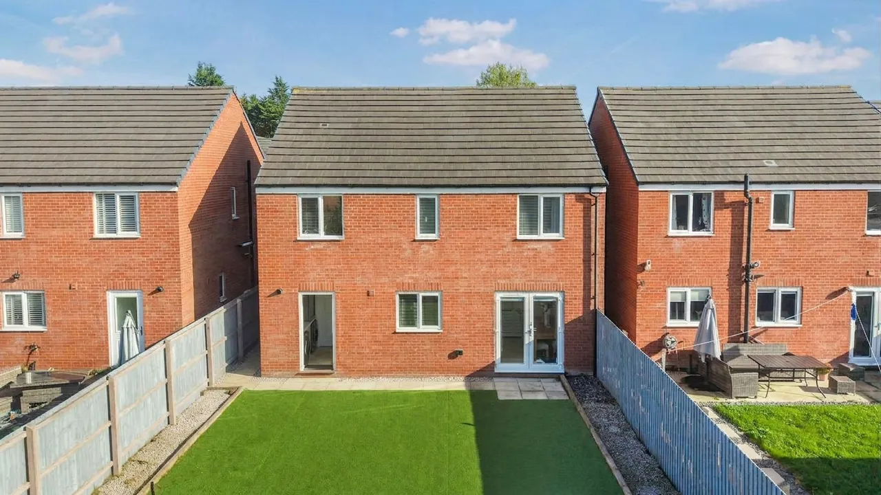 Swallow Crescent, Maghull, L31, photo 32