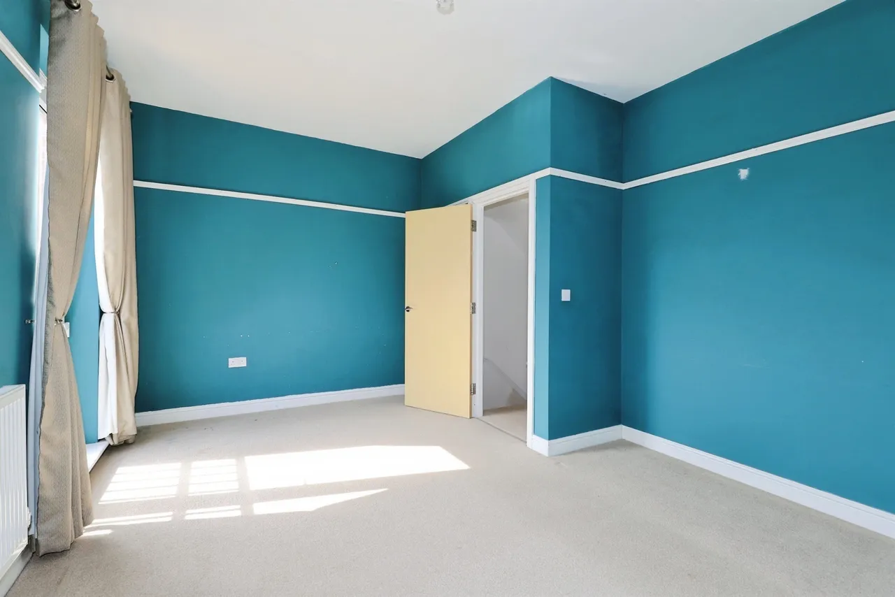 Field Close, Bilston, WV14, photo 11