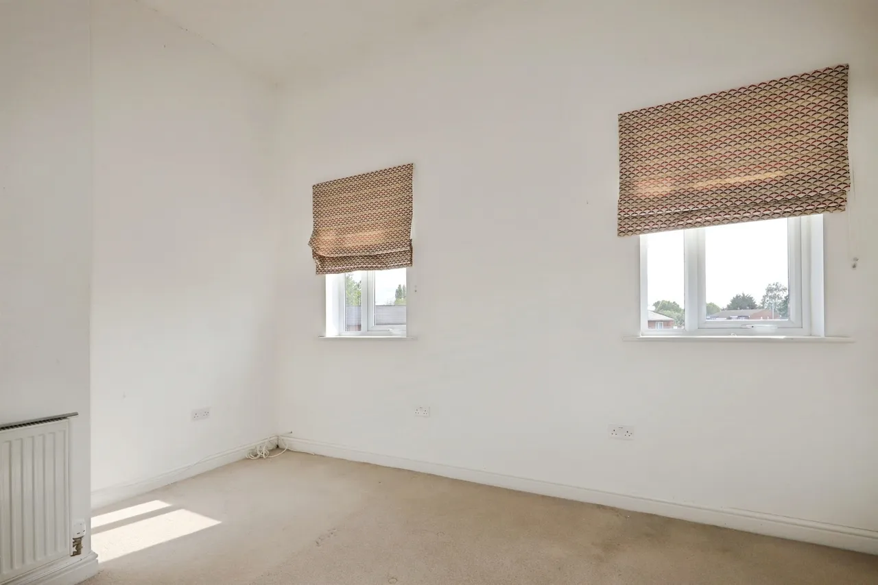 Field Close, Bilston, WV14, photo 14