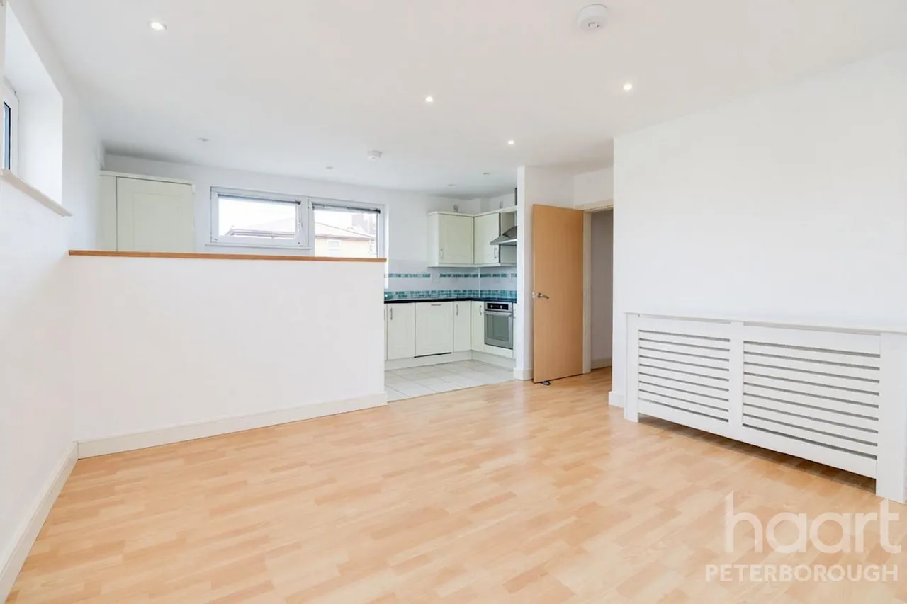 Cubitt Way, Peterborough, PE2, photo 7