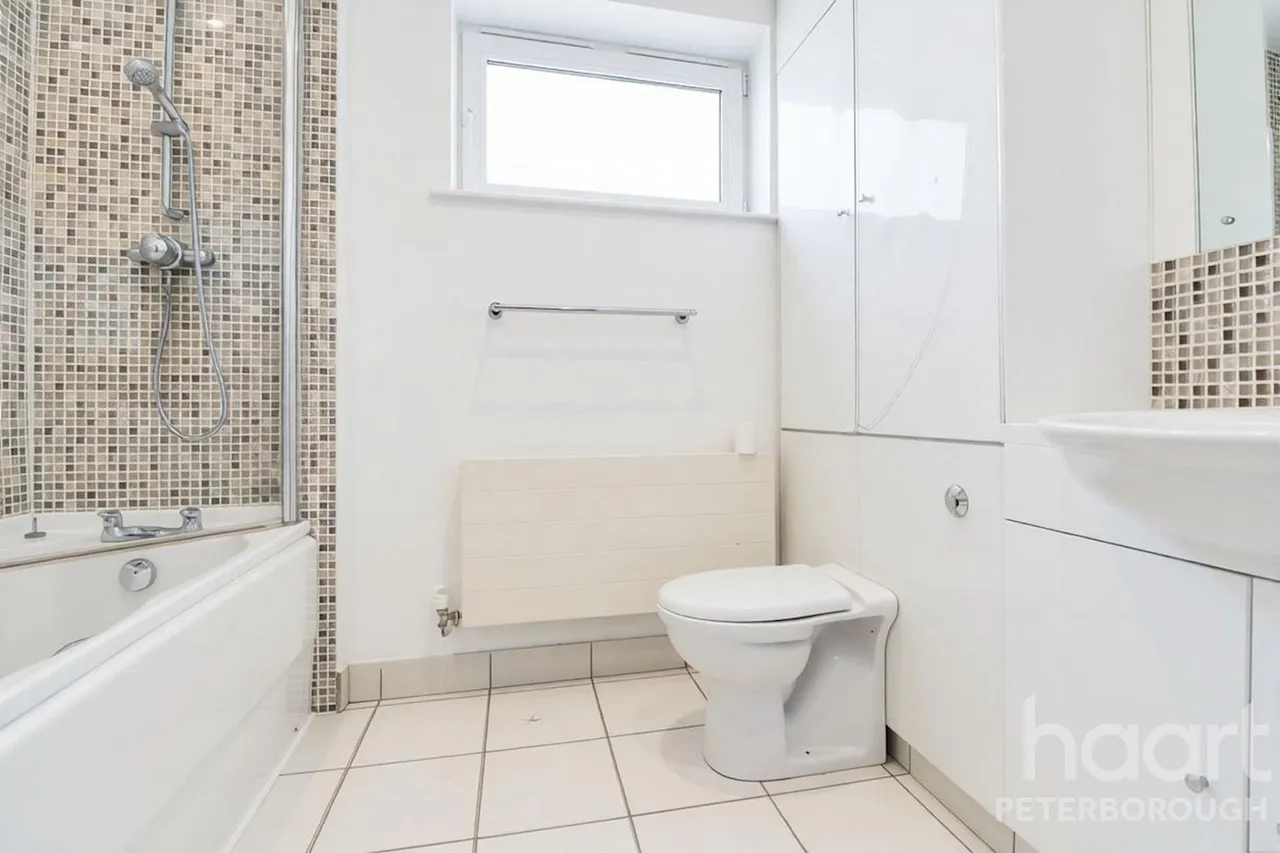Cubitt Way, Peterborough, PE2, photo 11