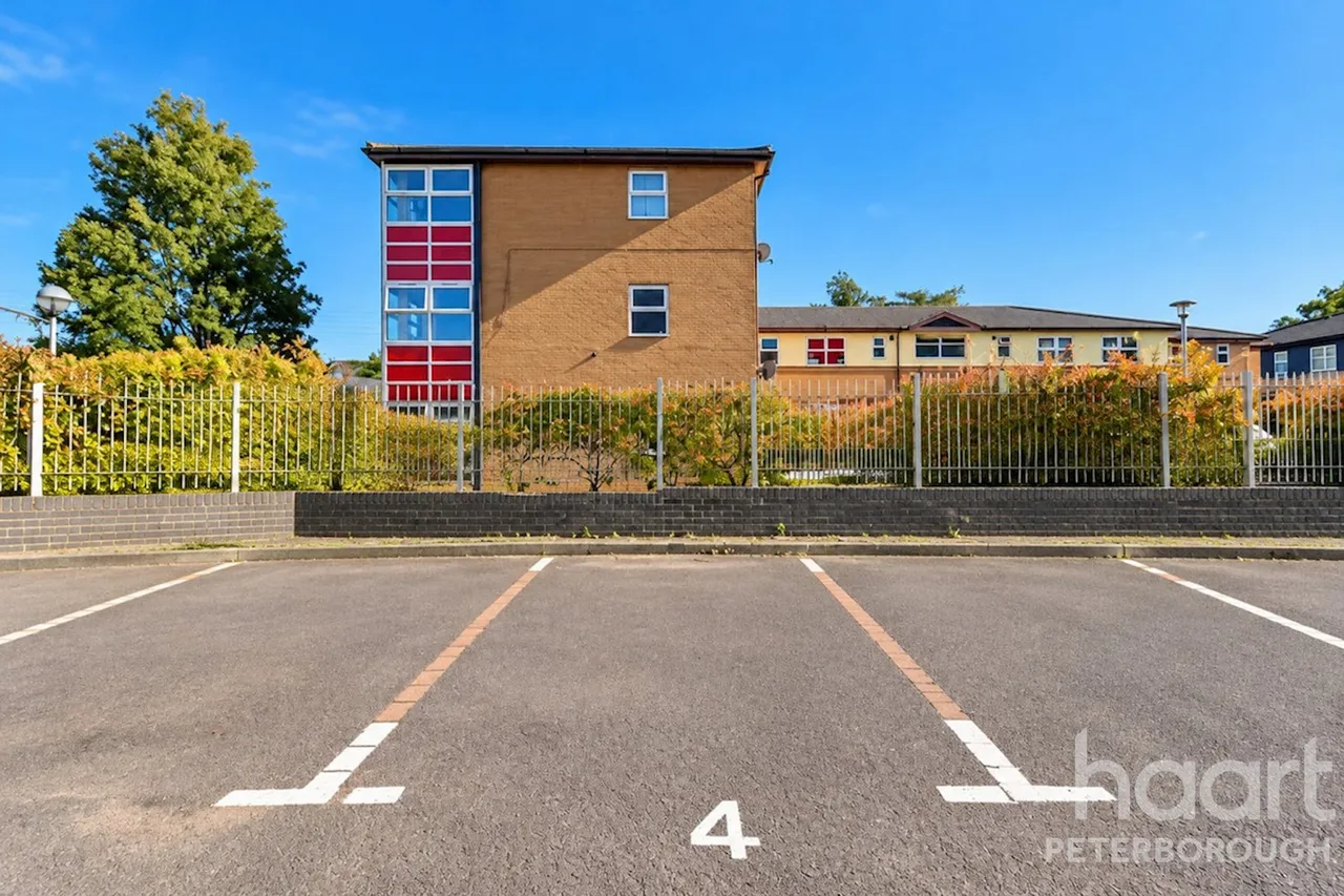 Cubitt Way, Peterborough, PE2, photo 14