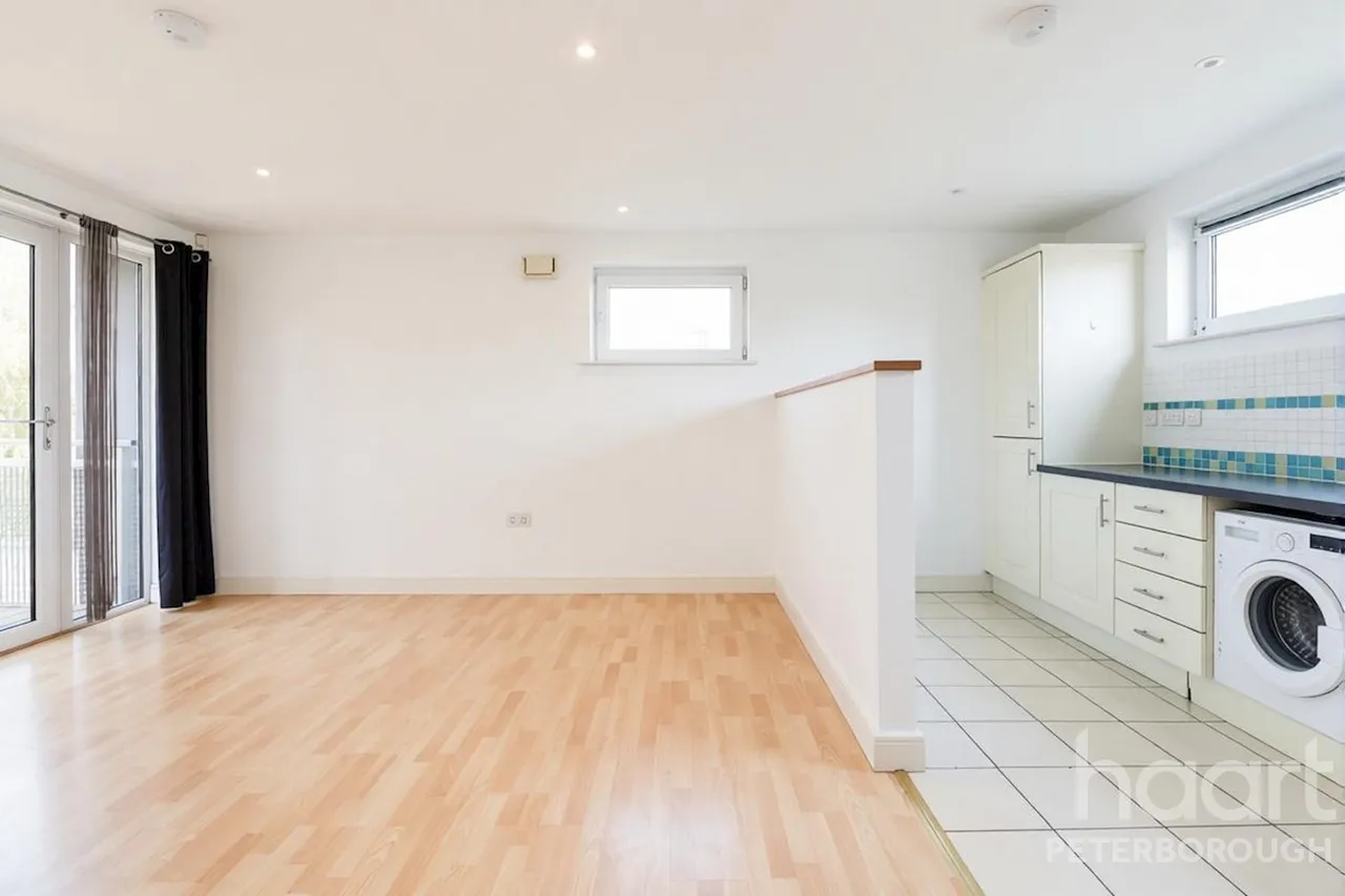 Cubitt Way, Peterborough, PE2, photo 6