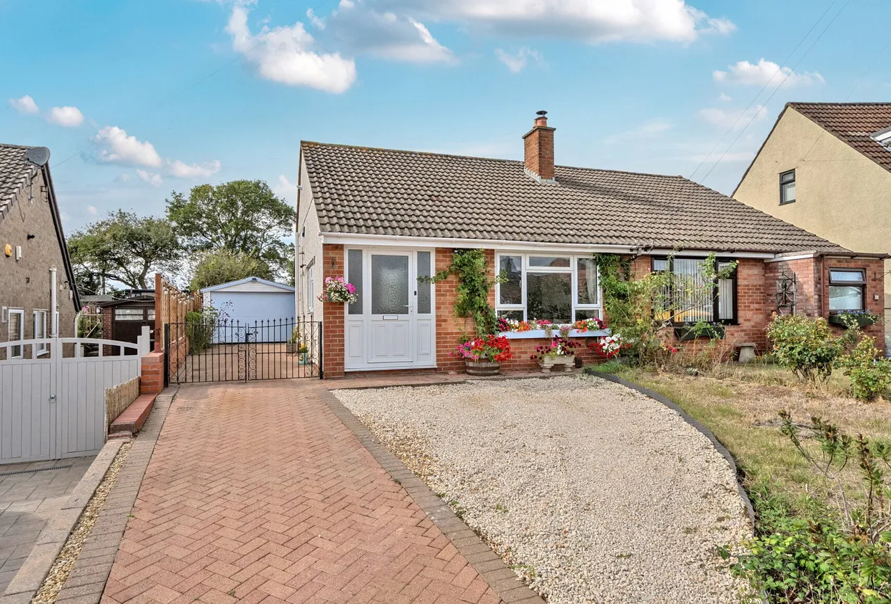 2 bed house for sale — Pearsall Road, Gloucestershire, Longwell Green, BS30 9BE