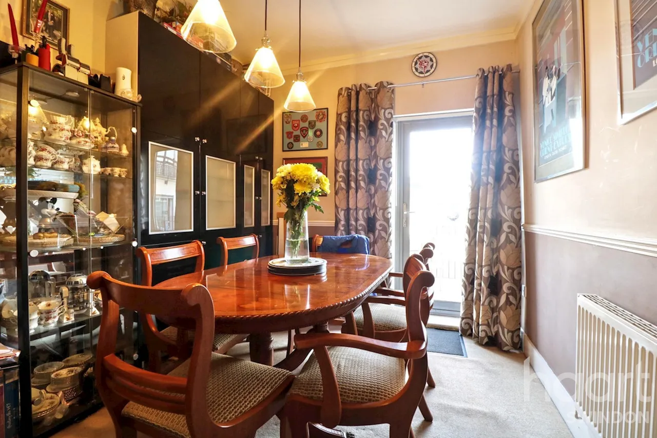 Holbrook Way, Swindon, SN1, photo 5