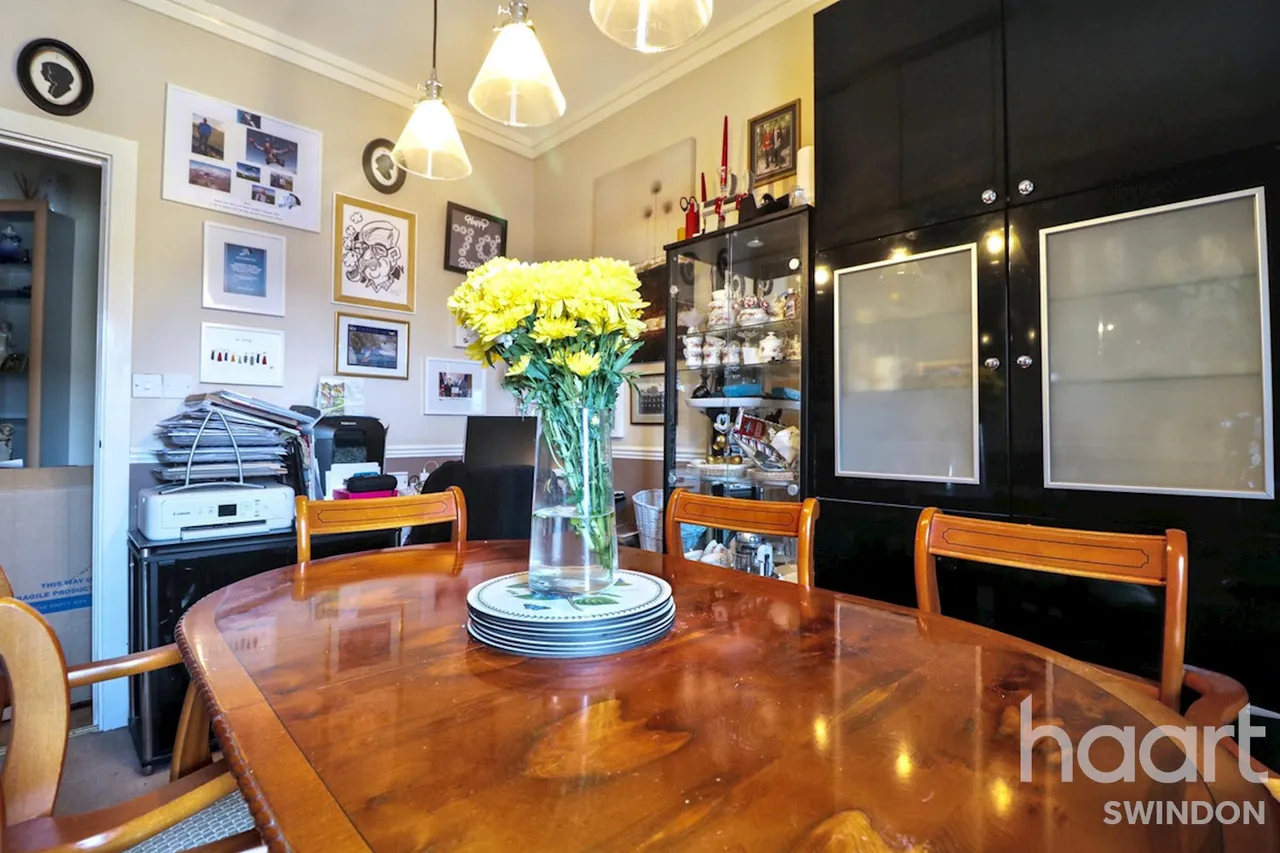 Holbrook Way, Swindon, SN1, photo 6