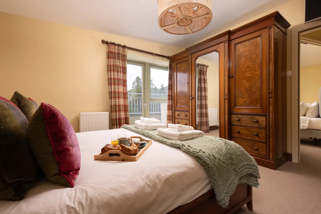 The Highland Club, St. Benedict’s Abbey, PH32, photo 19