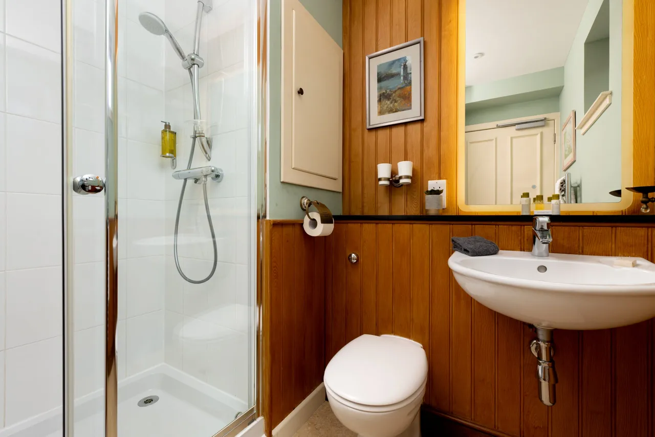 The Highland Club, St. Benedict’s Abbey, PH32, photo 11