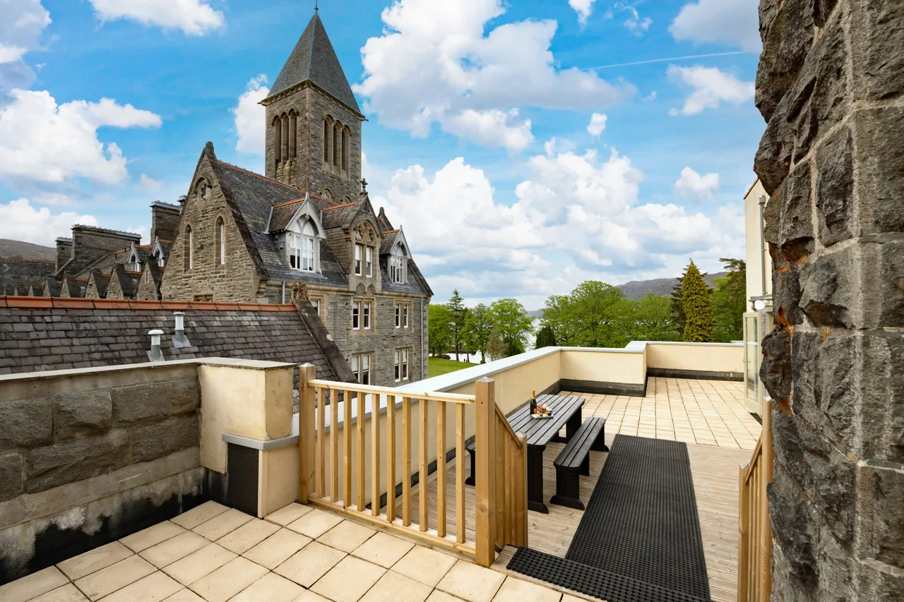 The Highland Club, St. Benedict’s Abbey, PH32, photo 7