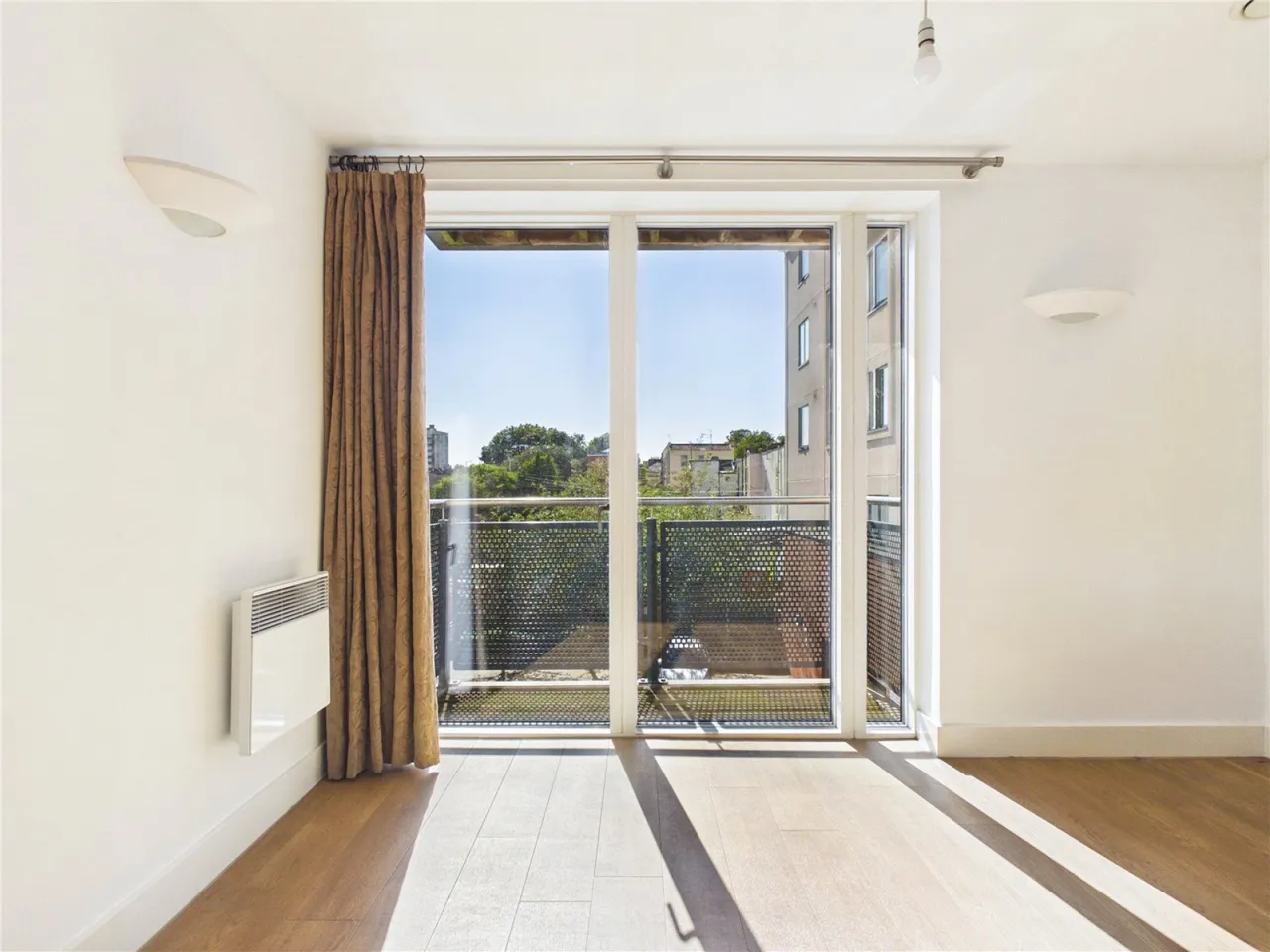 Coronation Court, Bristol, BS3, photo 5