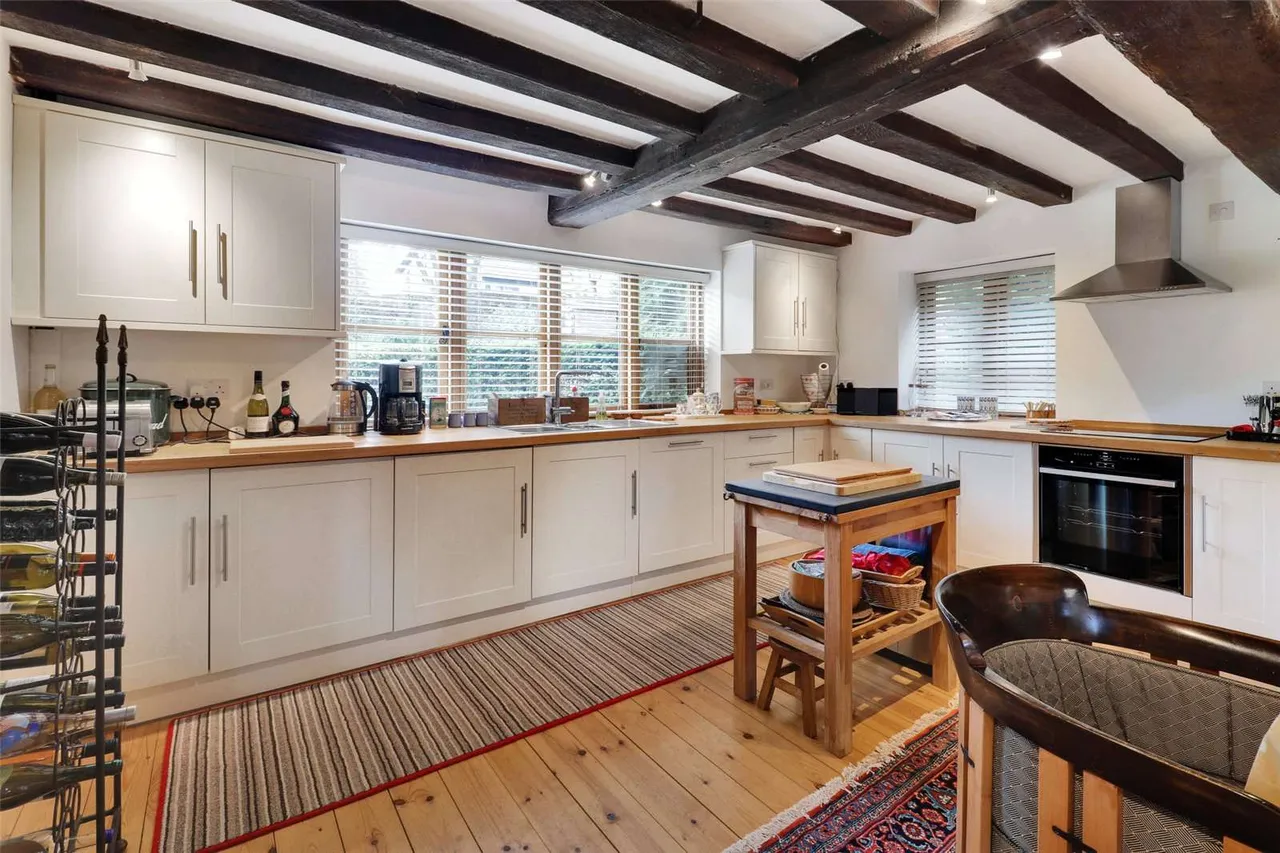 School House Lane, Horsmonden, Tonbridge, Kent, TN12 8BW, photo 5