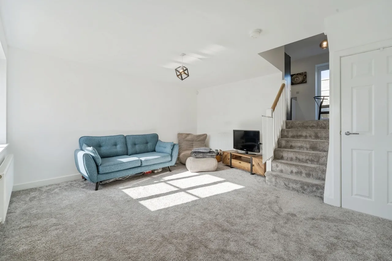 Middlewich Close, Horwich, BL6, photo 3