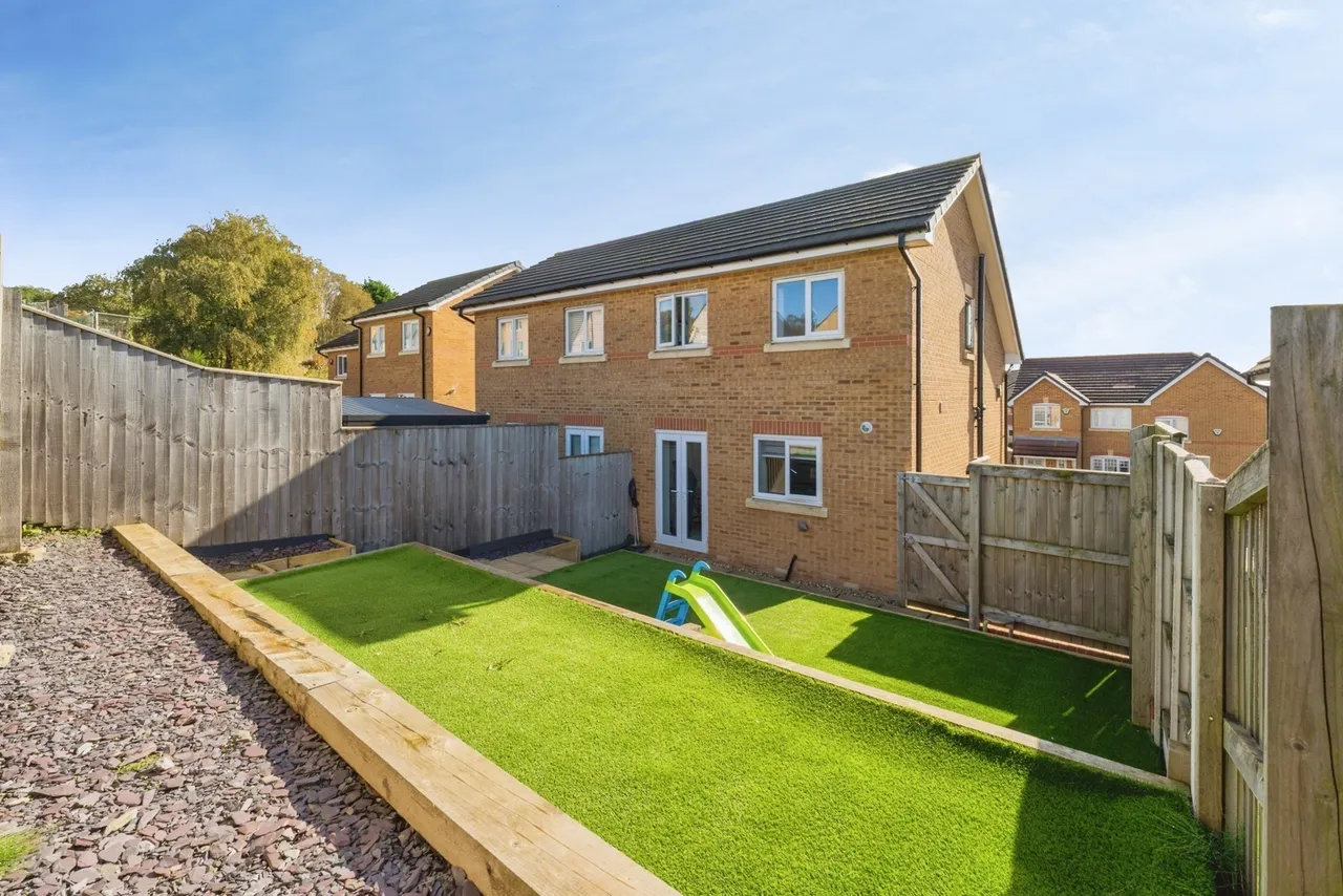 Middlewich Close, Horwich, BL6, photo 4