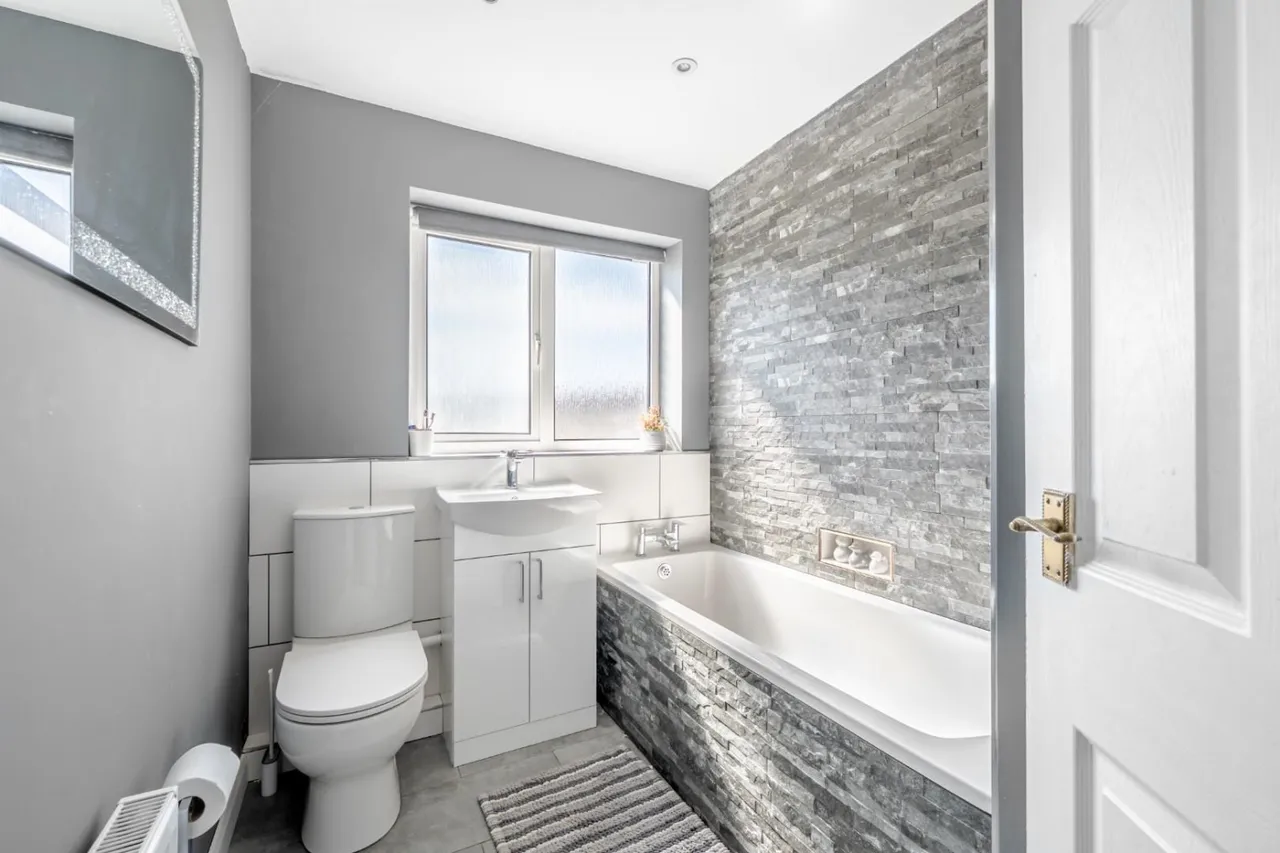 Derwent Rise, Wetherby, LS22, photo 14