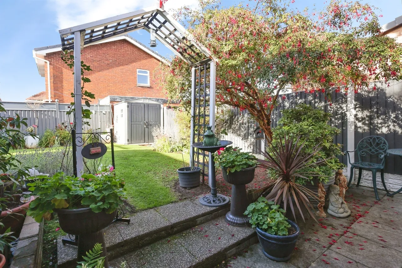 Druids Avenue, Rowley Regis, B65, photo 15