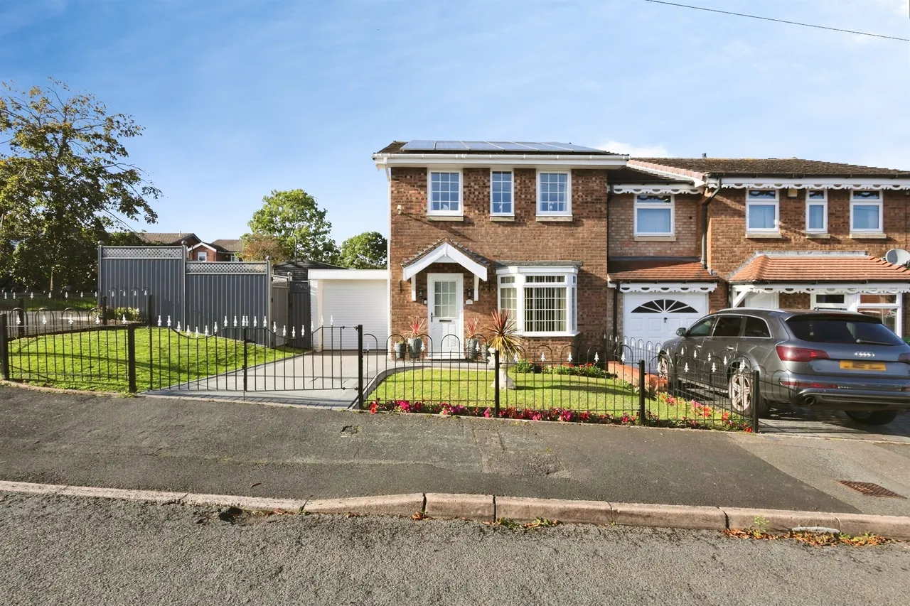 3 bed house for sale, Druids Avenue, Rowley Regis, B65