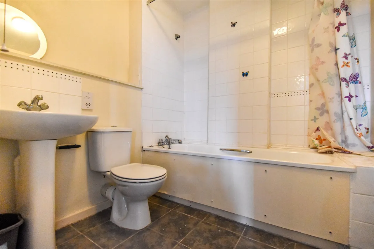 Alexander House, 50 Station Road, Aldershot, Hampshire, GU11 1BG, photo 11