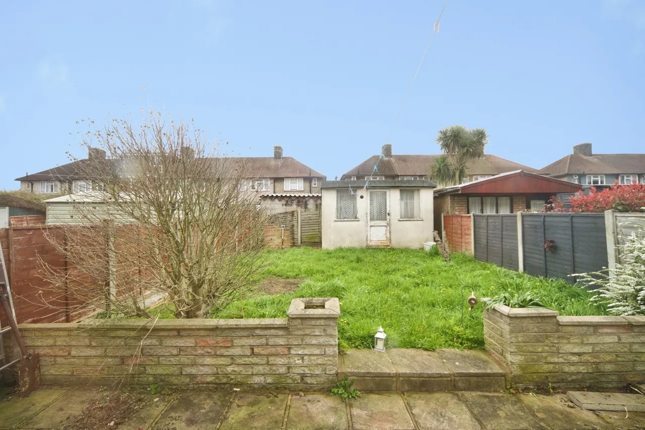 Hedgemans Road, Dagenham, Essex, RM9, photo 6