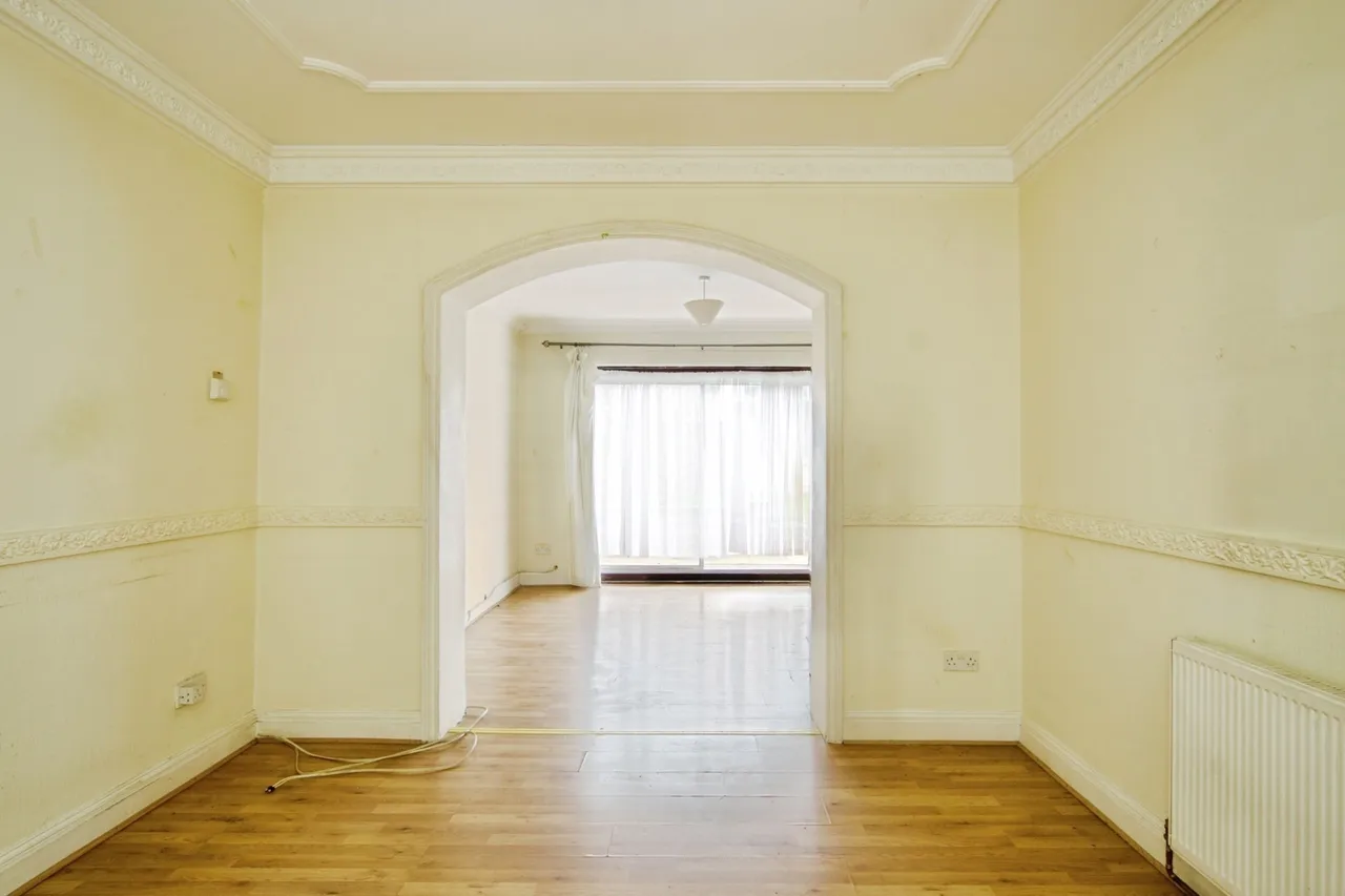 Hedgemans Road, Dagenham, Essex, RM9, photo 17