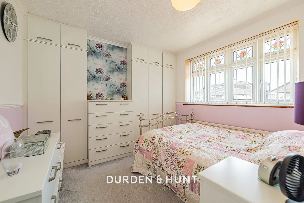 Thorntons Farm Avenue, Romford, RM7, photo 13