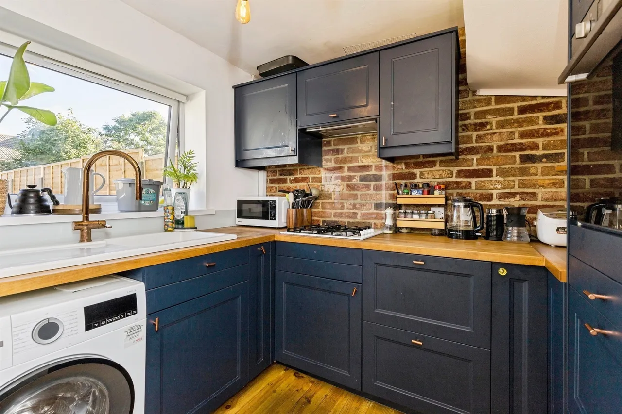 Woodleigh Road, Burgess Hill, photo 4