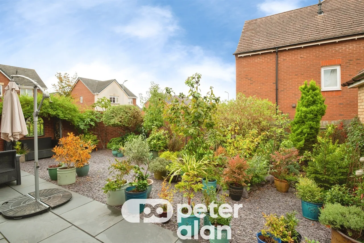 Monmouth Castle Drive, Newport, NP20, photo 4