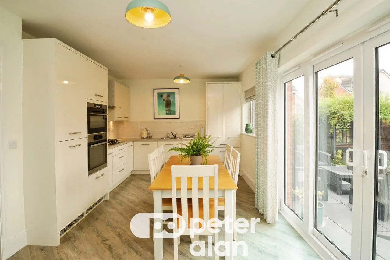 Monmouth Castle Drive, Newport, NP20, photo 2