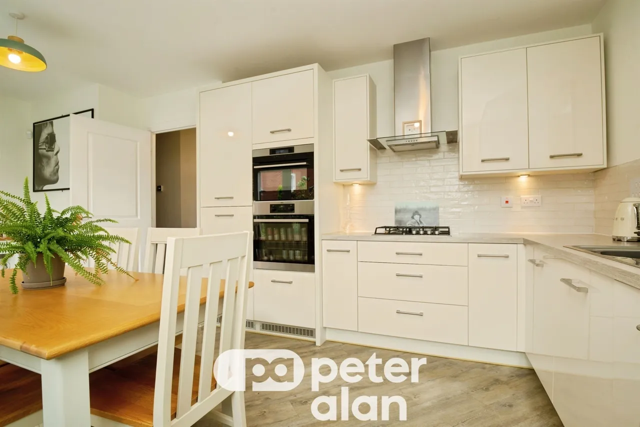 Monmouth Castle Drive, Newport, NP20, photo 9