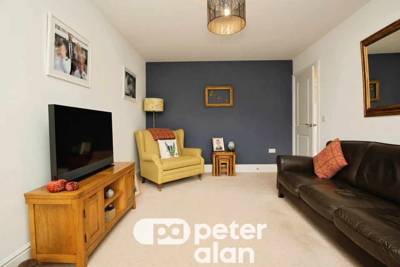 Monmouth Castle Drive, Newport, NP20, photo 7