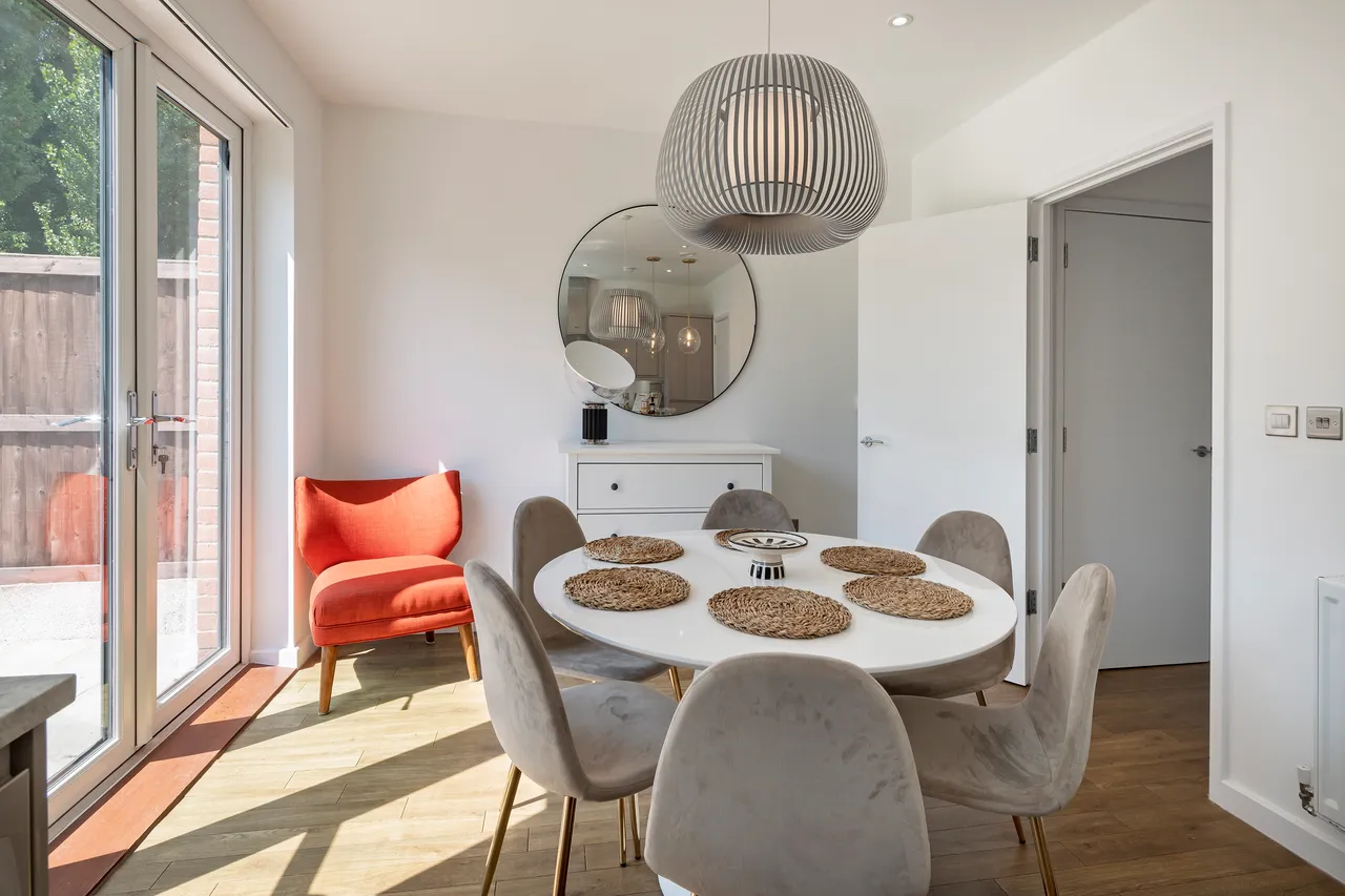 Reynard Way, Brentford, TW8, photo 7
