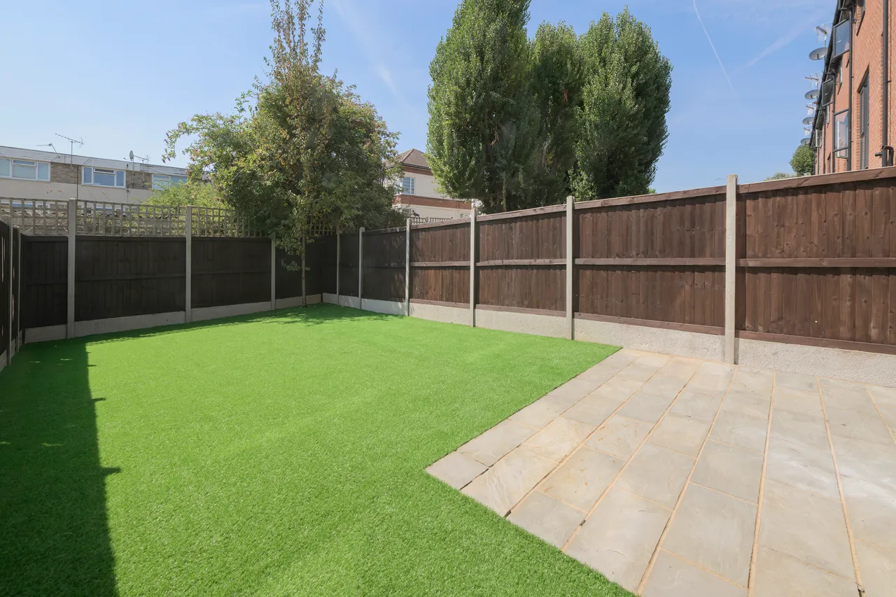 Reynard Way, Brentford, TW8, photo 20