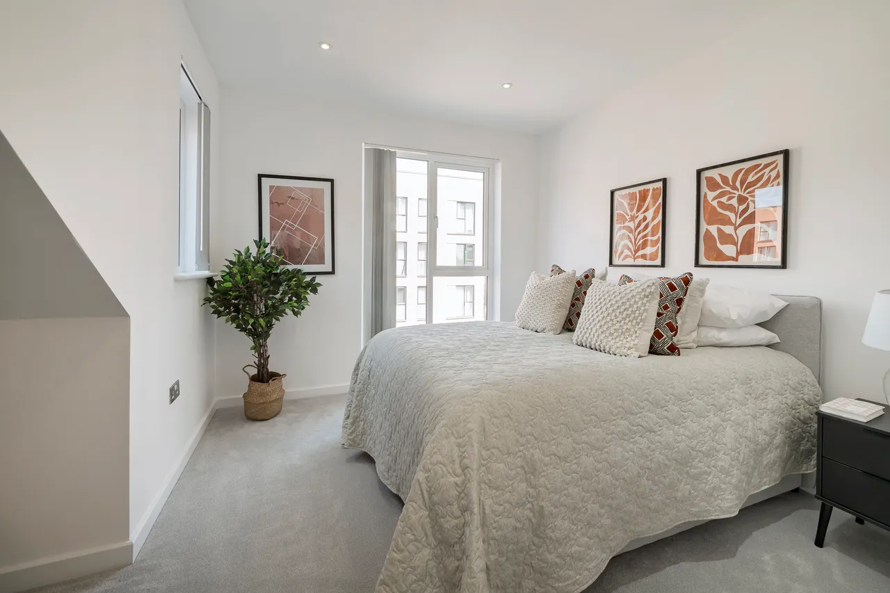 Reynard Way, Brentford, TW8, photo 16