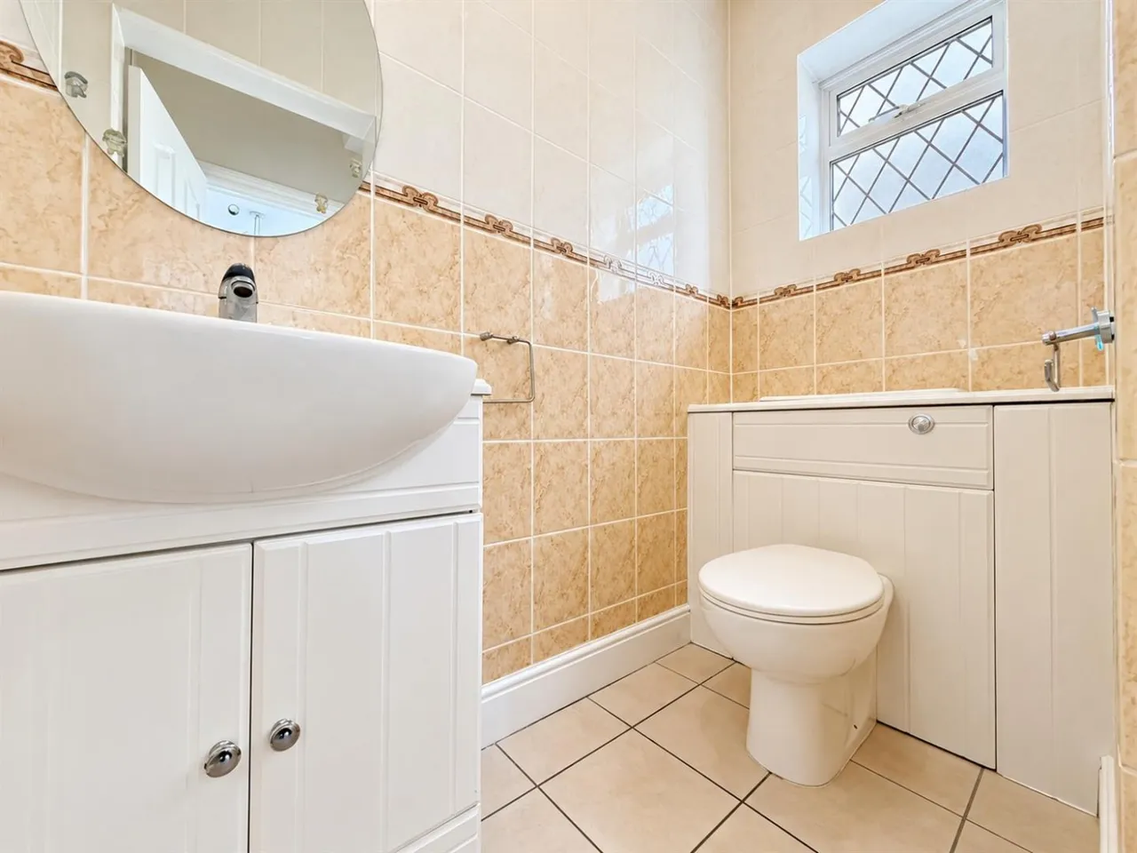 Semi-Detached To LetGresham Road, Hounslow, TW3, photo 12