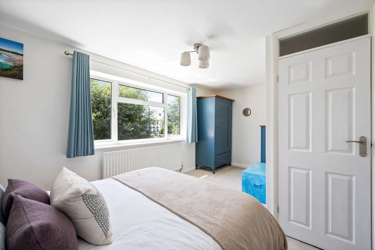 High Street, Partridge Green, RH13, photo 8