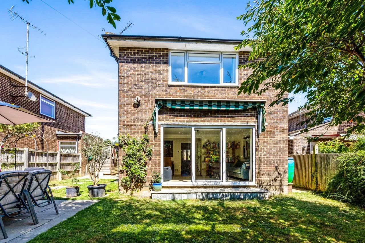 High Street, Partridge Green, RH13, photo 15