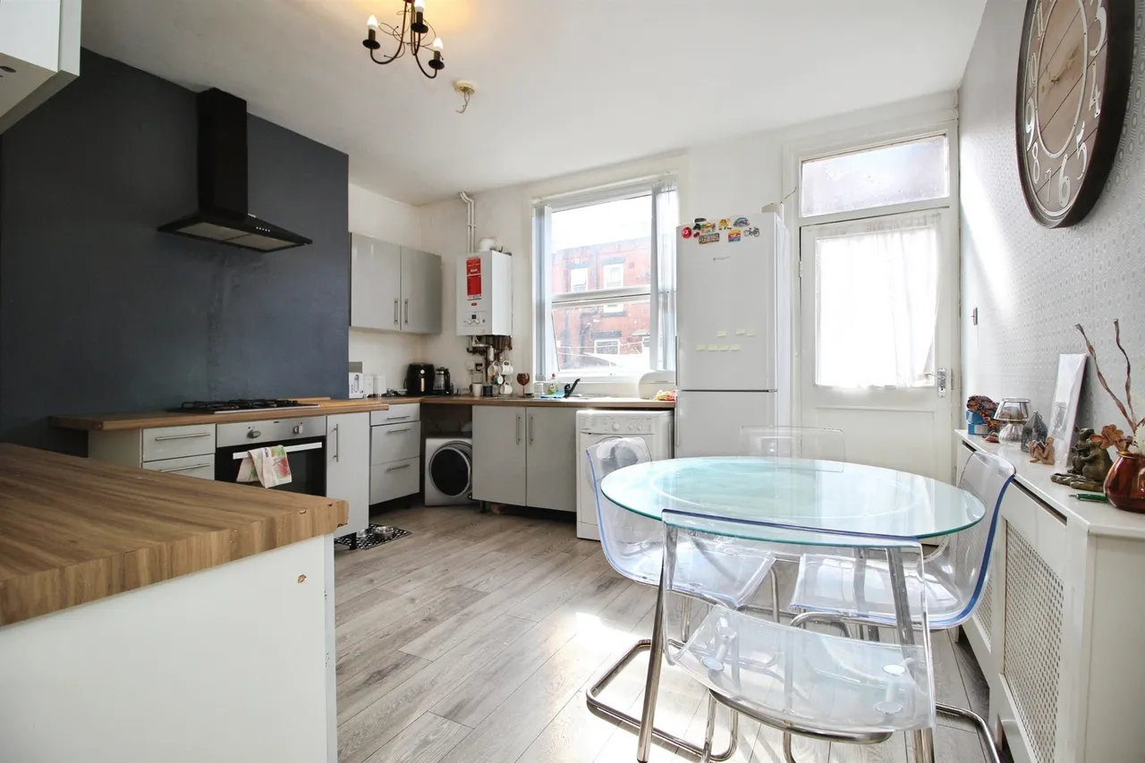 Ash Road, Leeds, LS6, photo 2