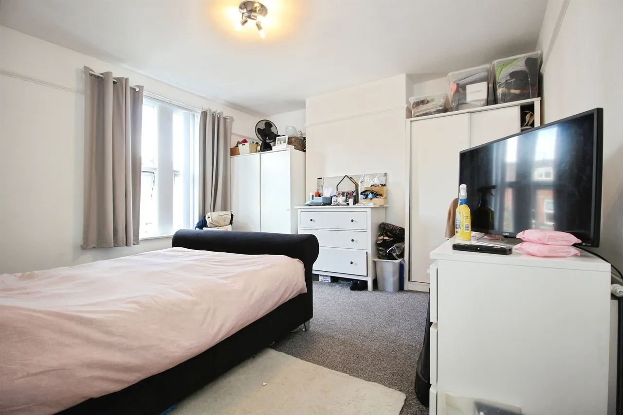 Ash Road, Leeds, LS6, photo 8