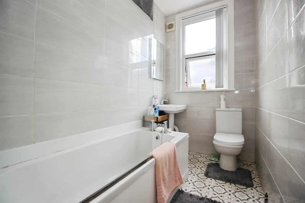 Ash Road, Leeds, LS6, photo 11