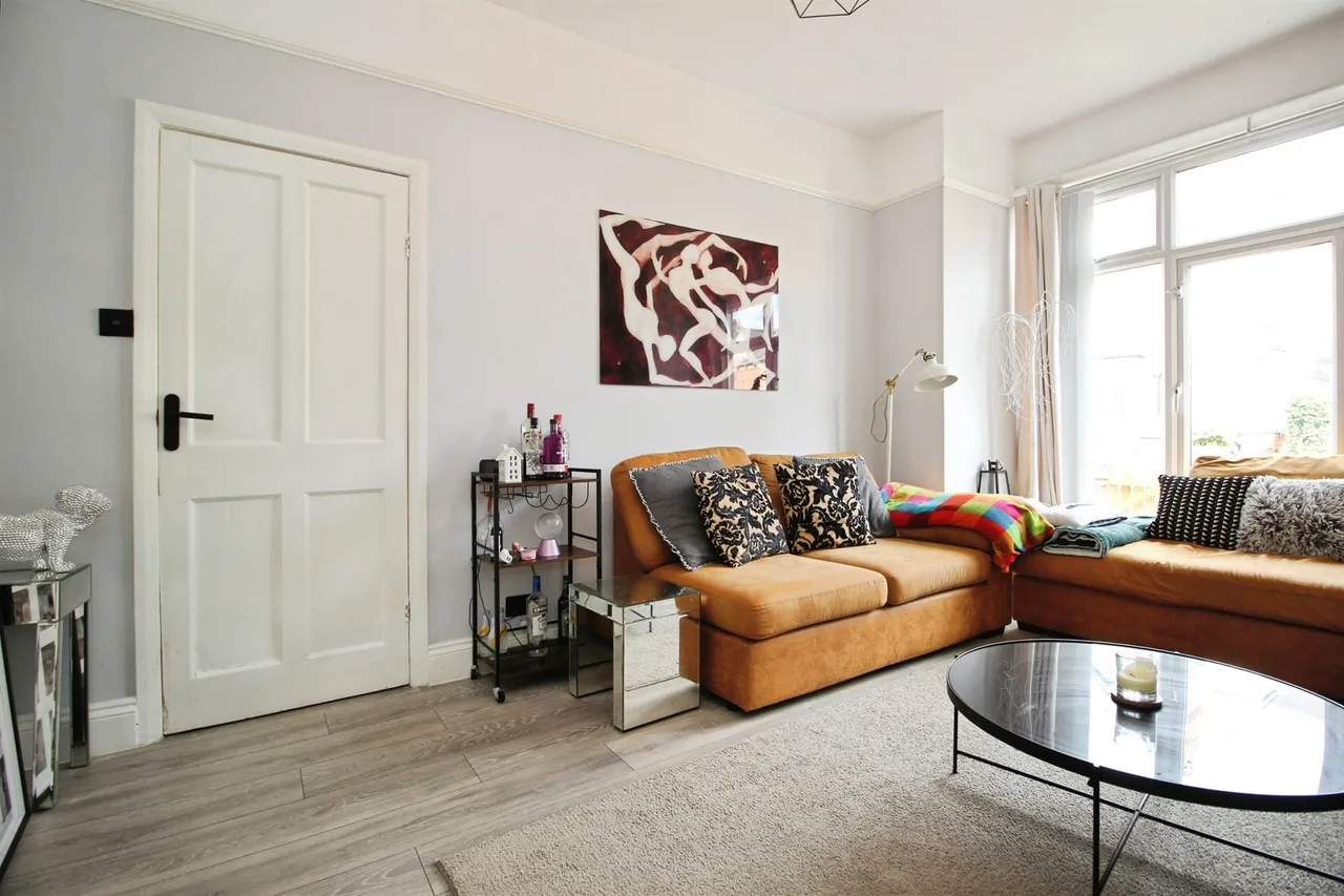 Ash Road, Leeds, LS6, photo 6