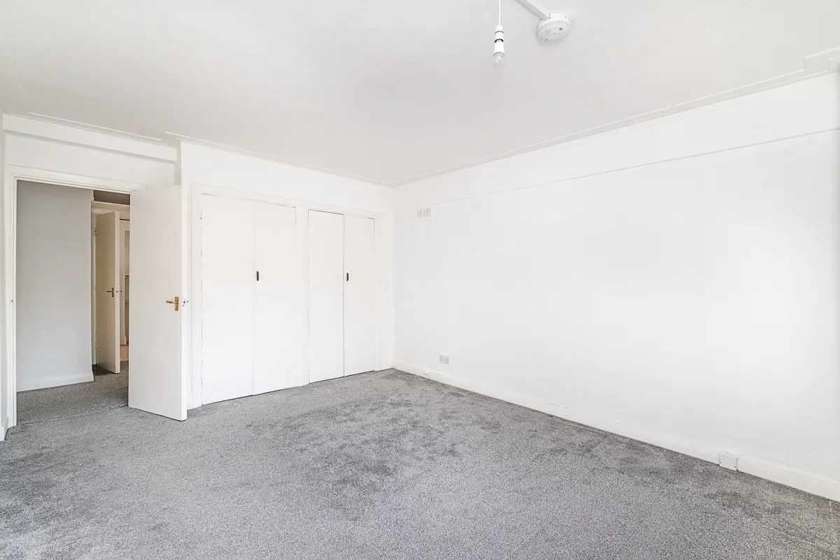 Streatham Hill Corner Fielde, SW2, photo 5