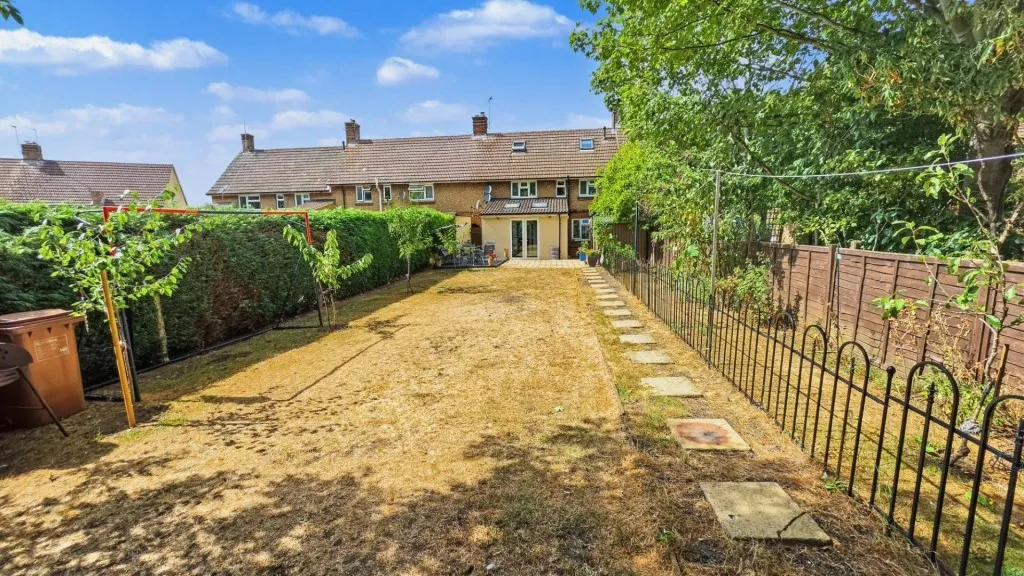 Farmclose Road, Wootton, photo 15