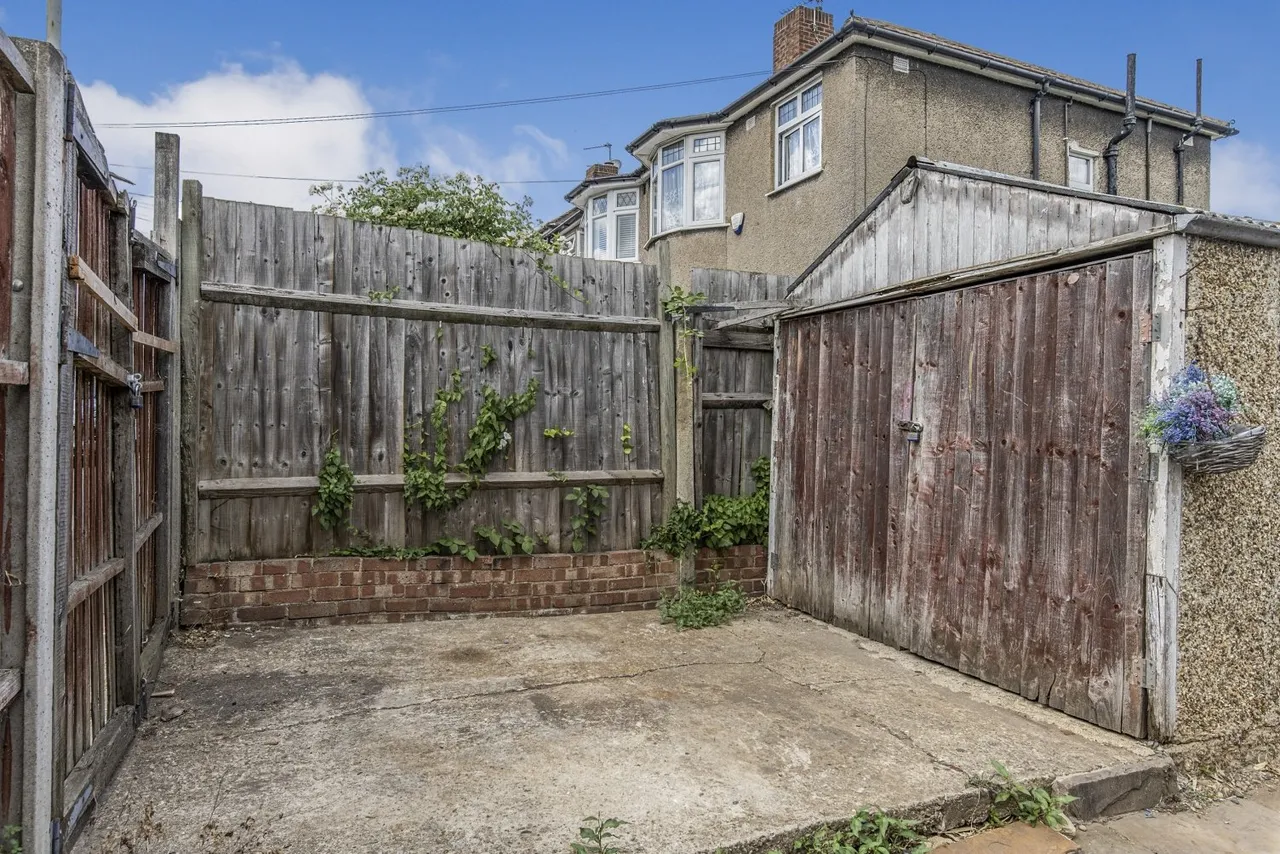 Cameron Road, London, SE6, photo 16