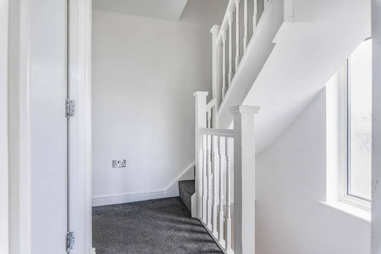 Cameron Road, London, SE6, photo 13
